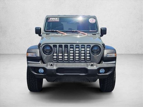 Used 2022 Jeep Wrangler Unlimited Sport AWD/4WD image 2