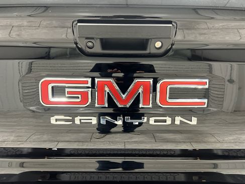 New 2025 GMC Canyon AT4 w/ Technology Plus Package image 32