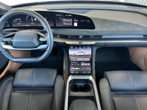 Used 2022 Lucid Air Grand Touring AWD/4WD image 12