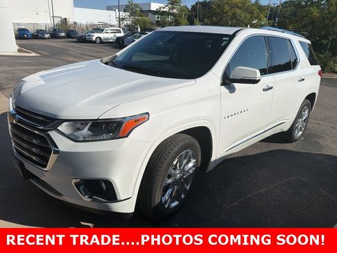 Used 2020 Chevrolet Traverse High Country image 1