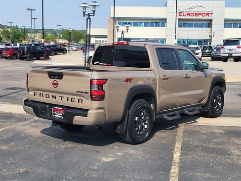 Used 2023 Nissan Frontier PRO-4X w/ Pro-4X Premium Package image 5