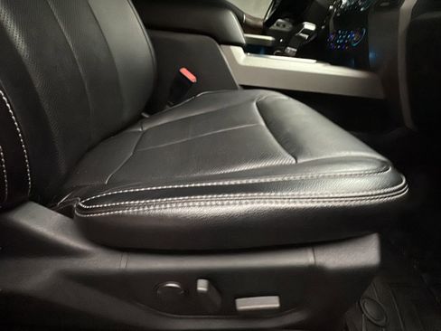 Used 2020 Ford F150 Lariat w/ Trailer Tow Package AWD/4WD image 20