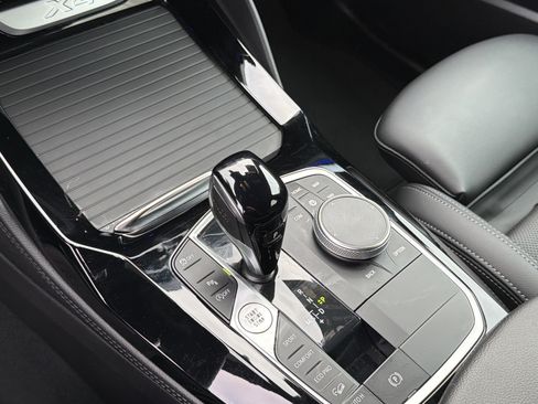 Certified 2023 BMW X4 xDrive30i w/ Premium Package image 31