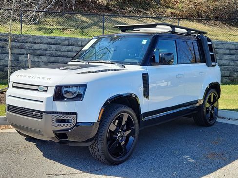 Used 2022 Land Rover Defender 110 X-Dynamic HSE AWD/4WD image 1