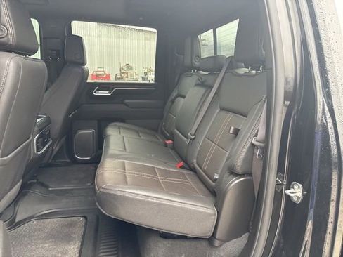 Used 2024 Chevrolet Silverado 3500 High Country w/ High Country Premium Package image 21