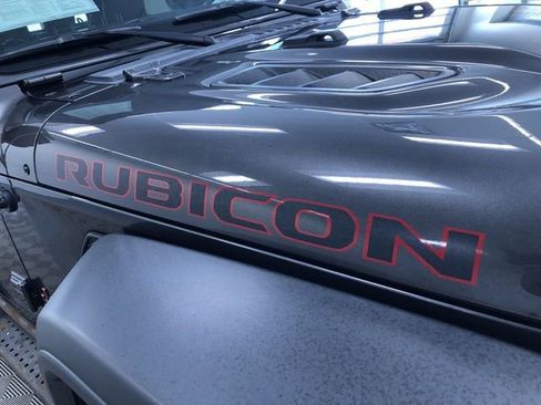 Used 2020 Jeep Gladiator Rubicon image 16