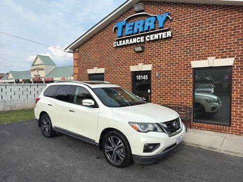 Used 2018 Nissan Pathfinder Platinum w/ Cargo Package AWD/4WD image 1