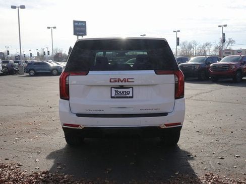 New 2026 GMC Yukon Elevation image 5