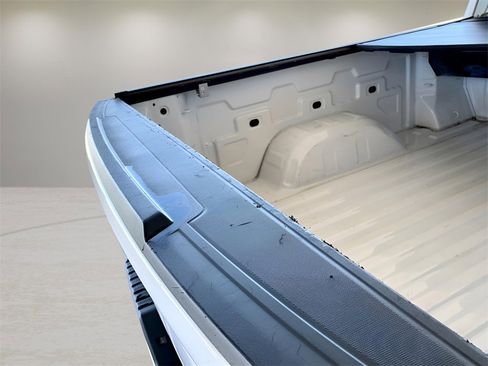 Used 2023 Chevrolet Silverado 1500 LT image 43