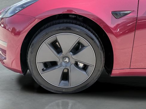 Used 2023 Tesla Model 3 Standard Range RWD image 12