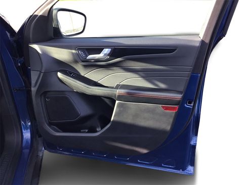 Used 2023 Ford Escape ST-Line image 21