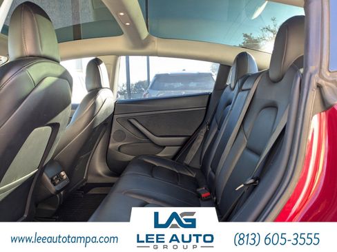 Used 2022 Tesla Model 3 Standard Range image 12