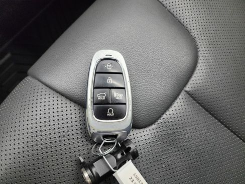 Used 2023 Hyundai Santa Fe SEL w/ Premium Package image 55