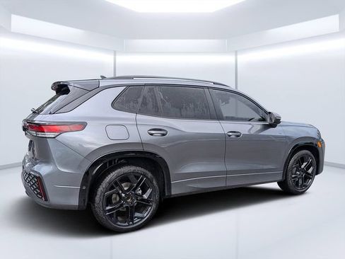 New 2026 Volkswagen Tiguan SE R-Line FWD image 3