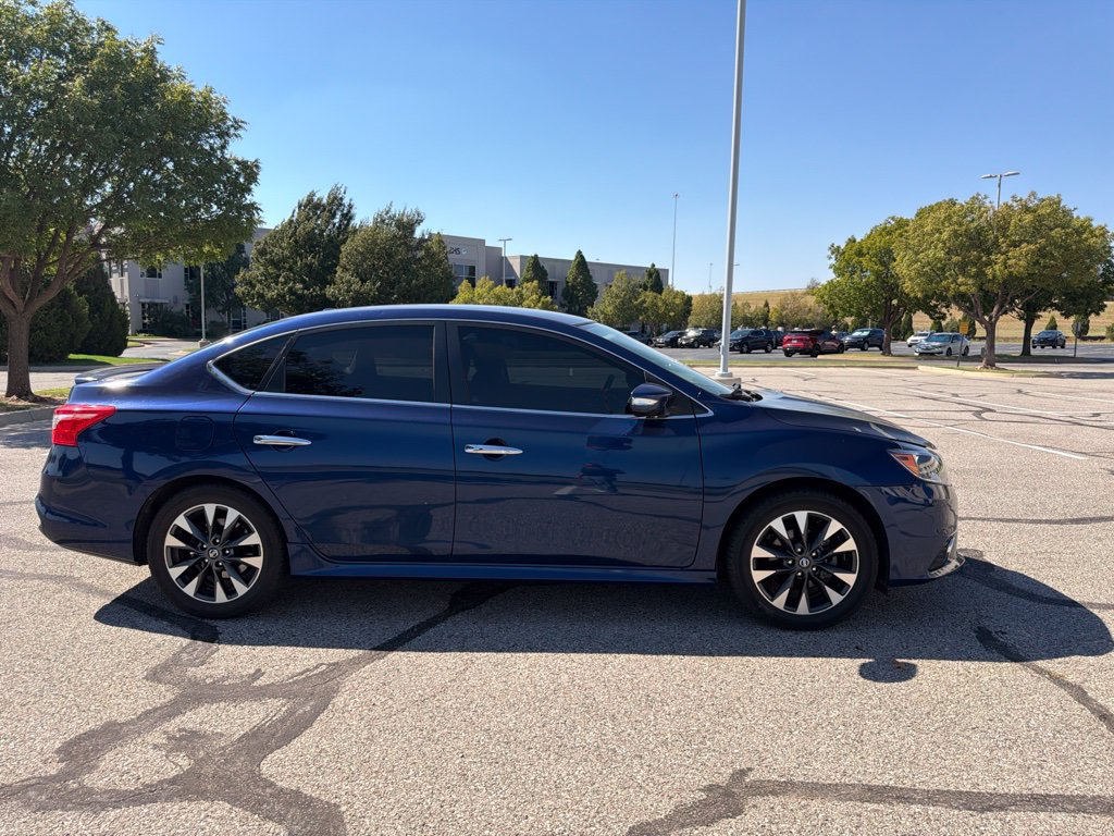 Used 2019 Nissan Sentra SR FWD image 2