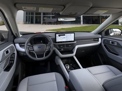 New 2026 Ford Explorer Platinum w/ LUX Leather Package AWD/4WD image 9