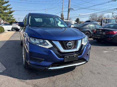 Used 2018 Nissan Rogue S image 9