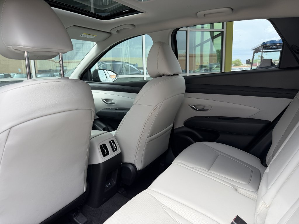 Used 2025 Hyundai Tucson SEL FWD image 33