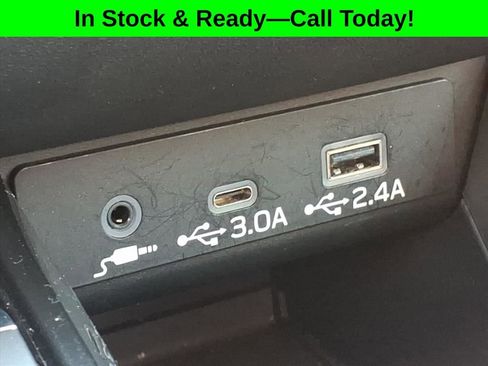 Used 2025 Subaru Legacy Premium AWD/4WD image 10