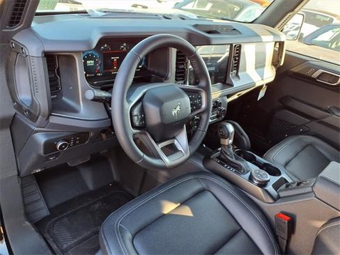 New 2025 Ford Bronco Big Bend w/ Black Diamond Package image 10