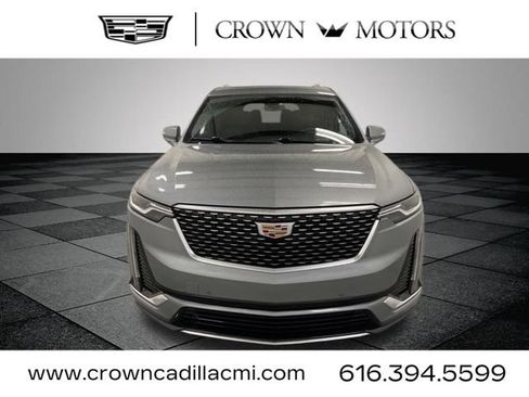 Certified 2023 Cadillac XT6 Premium Luxury AWD/4WD image 2