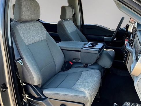 Used 2023 Ford F150 XLT image 30