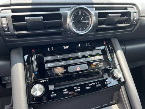 Used 2023 Lexus IS 300 w/ Comfort Package RWD image 18