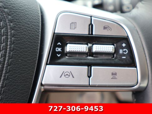 Used 2025 Kia Telluride S FWD image 27