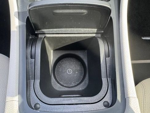 Used 2014 Mercedes-Benz CLA 250 image 16