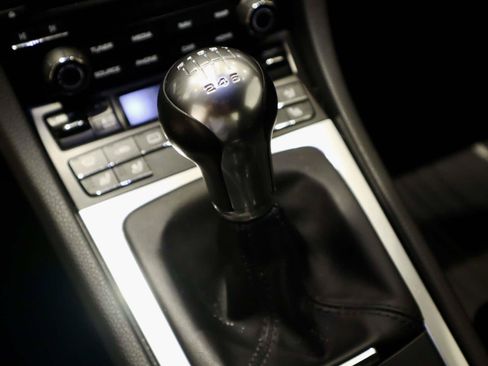 Used 2018 Porsche 911 Carrera S RWD image 28