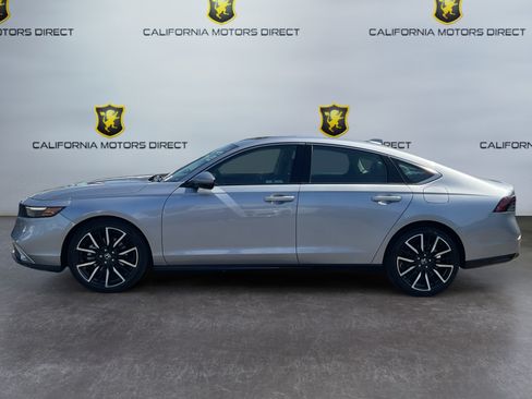 Used 2023 Honda Accord Touring image 8