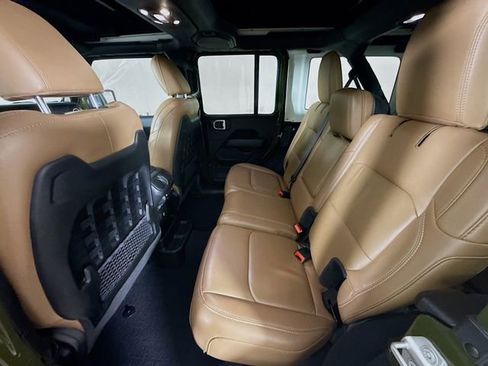 Used 2022 Jeep Wrangler Unlimited Rubicon w/ LED Lighting Group image 24