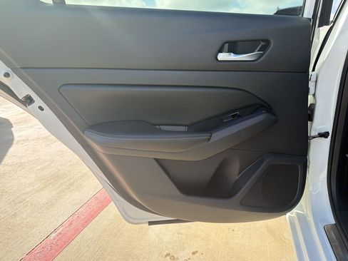 Used 2024 Nissan Altima 2.5 SL image 24