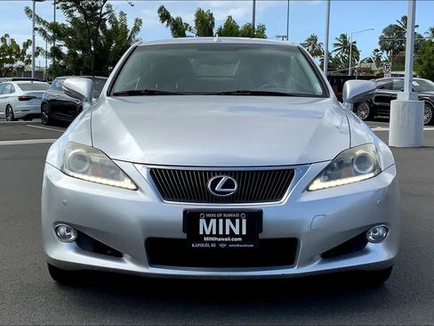 Used 2015 Lexus IS 250C w/ Luxury Package RWD image 3