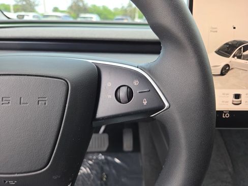 Used 2025 Tesla Model 3 Long Range RWD image 32