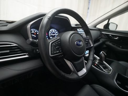 Used 2025 Subaru Outback Limited AWD/4WD image 8
