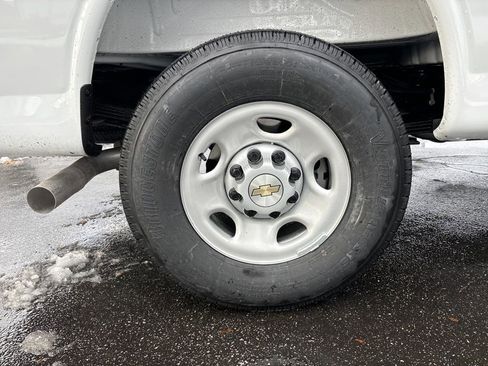 New 2025 Chevrolet Express 3500 Work Van w/ Driver Convenience Package image 23