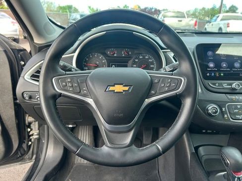 Used 2023 Chevrolet Malibu RS FWD image 21