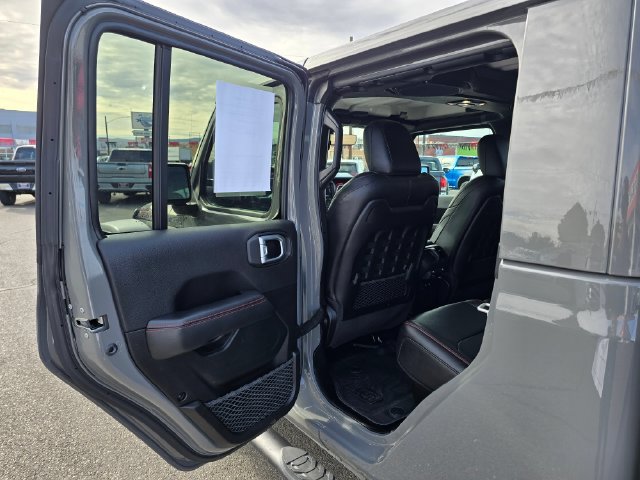 Used 2022 Jeep Gladiator Rubicon w/ LED Lighting Group AWD/4WD image 15
