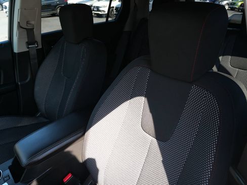 Used 2017 GMC Terrain SLE FWD image 11