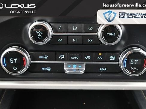 Used 2022 Ford Expedition XLT AWD/4WD image 13