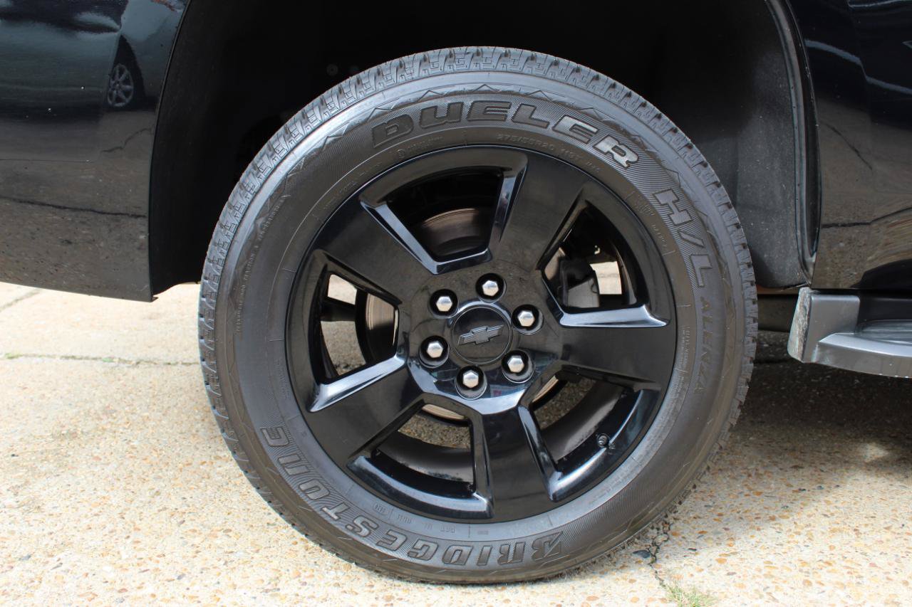 Used 2018 Chevrolet Tahoe LT w/ LT Midnight Edition AWD/4WD image 33