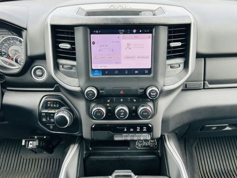 Used 2022 RAM 1500 Big Horn AWD/4WD image 17
