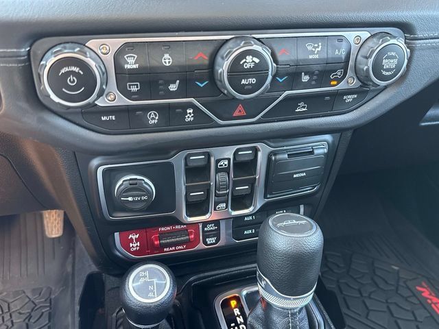 Used 2025 Jeep Gladiator Rubicon w/ Convenience Group AWD/4WD image 25