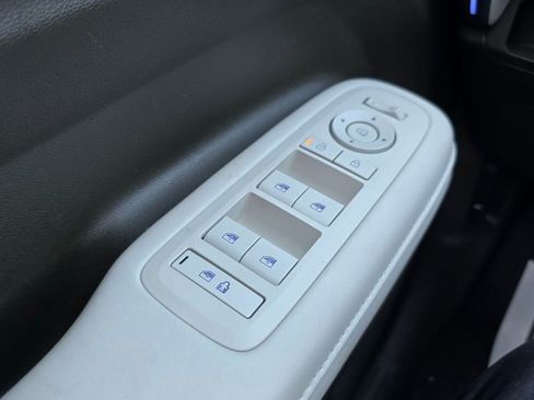 Used 2025 Hyundai Santa Fe Calligraphy image 16