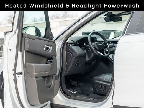 Used 2023 Land Rover Range Rover Velar S image 11