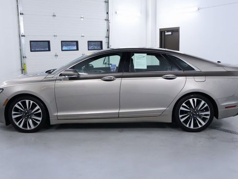 Used 2020 Lincoln MKZ Reserve w/ Elements Package image 4