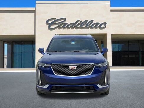 New 2025 Cadillac XT6 Premium Luxury w/ Technology Package image 8
