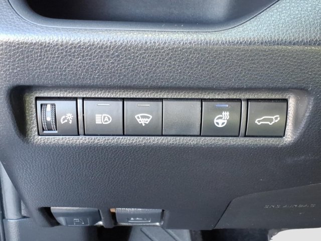 Certified 2022 Toyota RAV4 XLE Premium AWD/4WD image 8