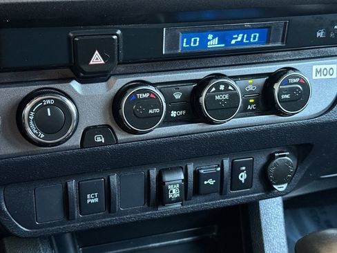 Used 2023 Toyota Tacoma TRD Off-Road w/ Black Out Package (TMS) AWD/4WD image 17